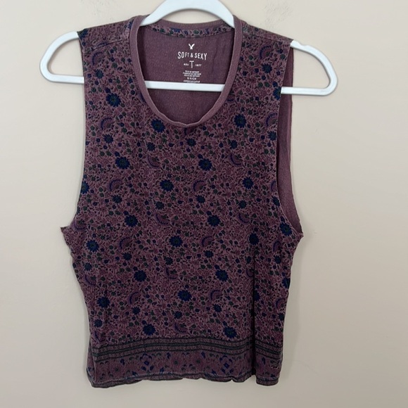 BUNDLE of 2 - American Eagle Tanks - Picture 4 of 7